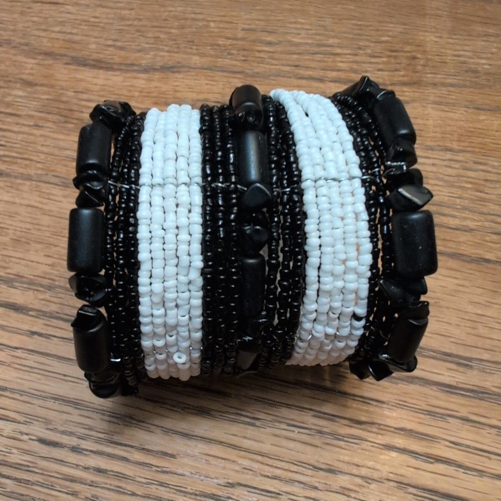 Black and White Beaded Multi Strand Memory Wire Wrap Cuff Bracelet Boho Style - Picture 4 of 4